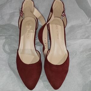 Chase and Chloe shoes 5.5